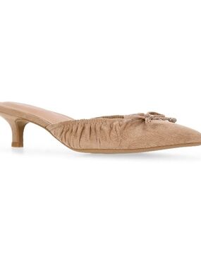 Time and Tru Women's Pointed Toe Bow Kitten Heel Mules NWT Faux Suede Shoes Sand